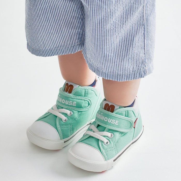 セカンドベビーシューズ