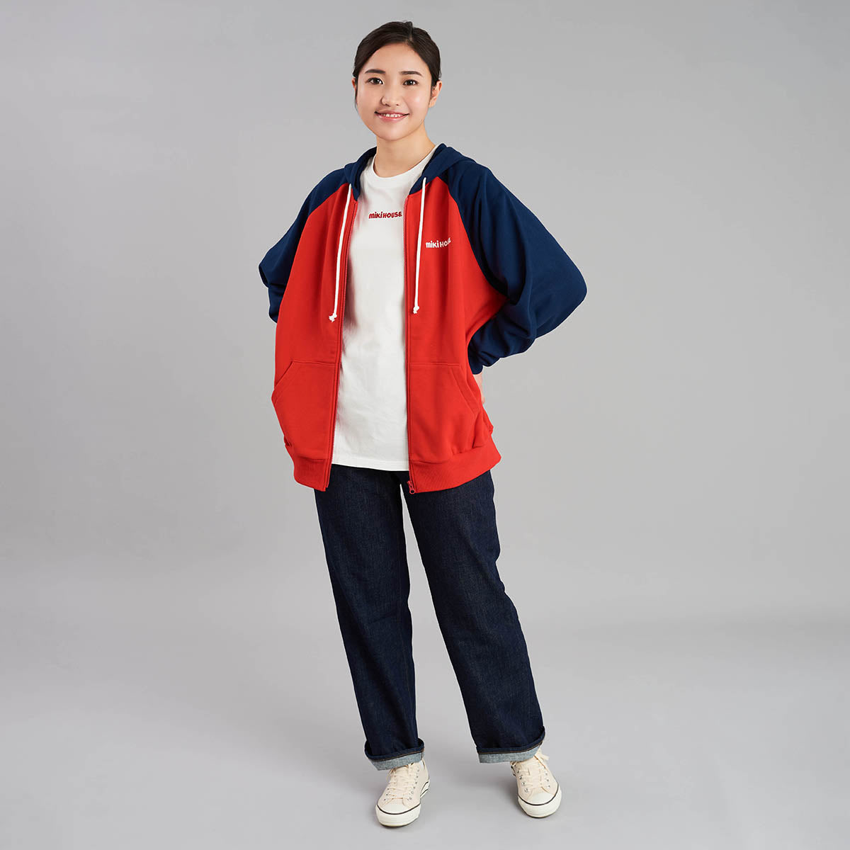 バックロゴパーカー（大人用）