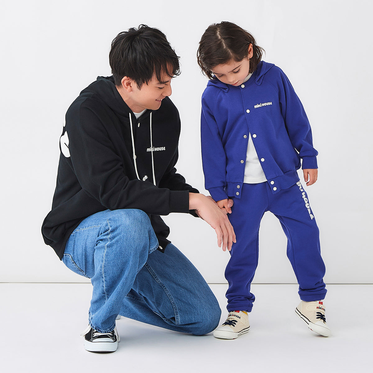 【WEB限定】バックロゴパーカー（大人用）【WebLimited】