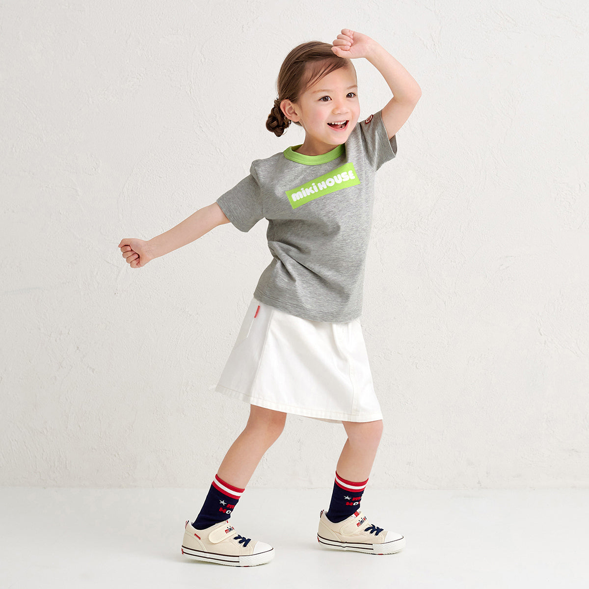 [웹 만] 박스 로고 짧은 슬리브 티셔츠 (어린이를위한)