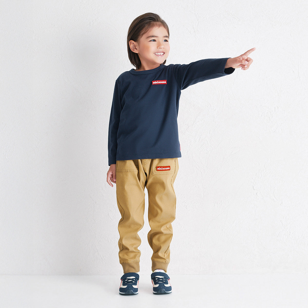 【WEB限定】ワッペンロゴ長袖Ｔシャツ【WebLimited】