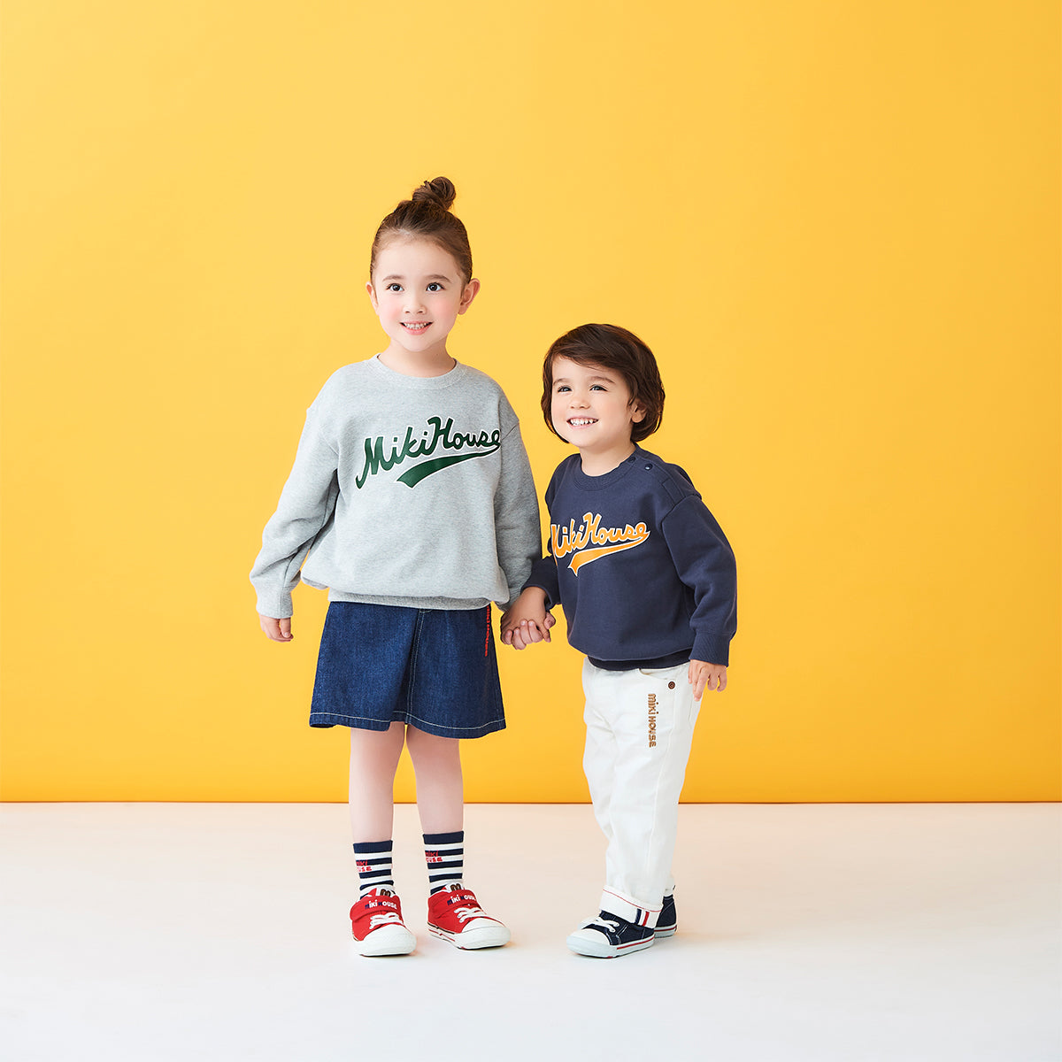 【WEB限定】カレッジロゴトレーナー（子ども用）