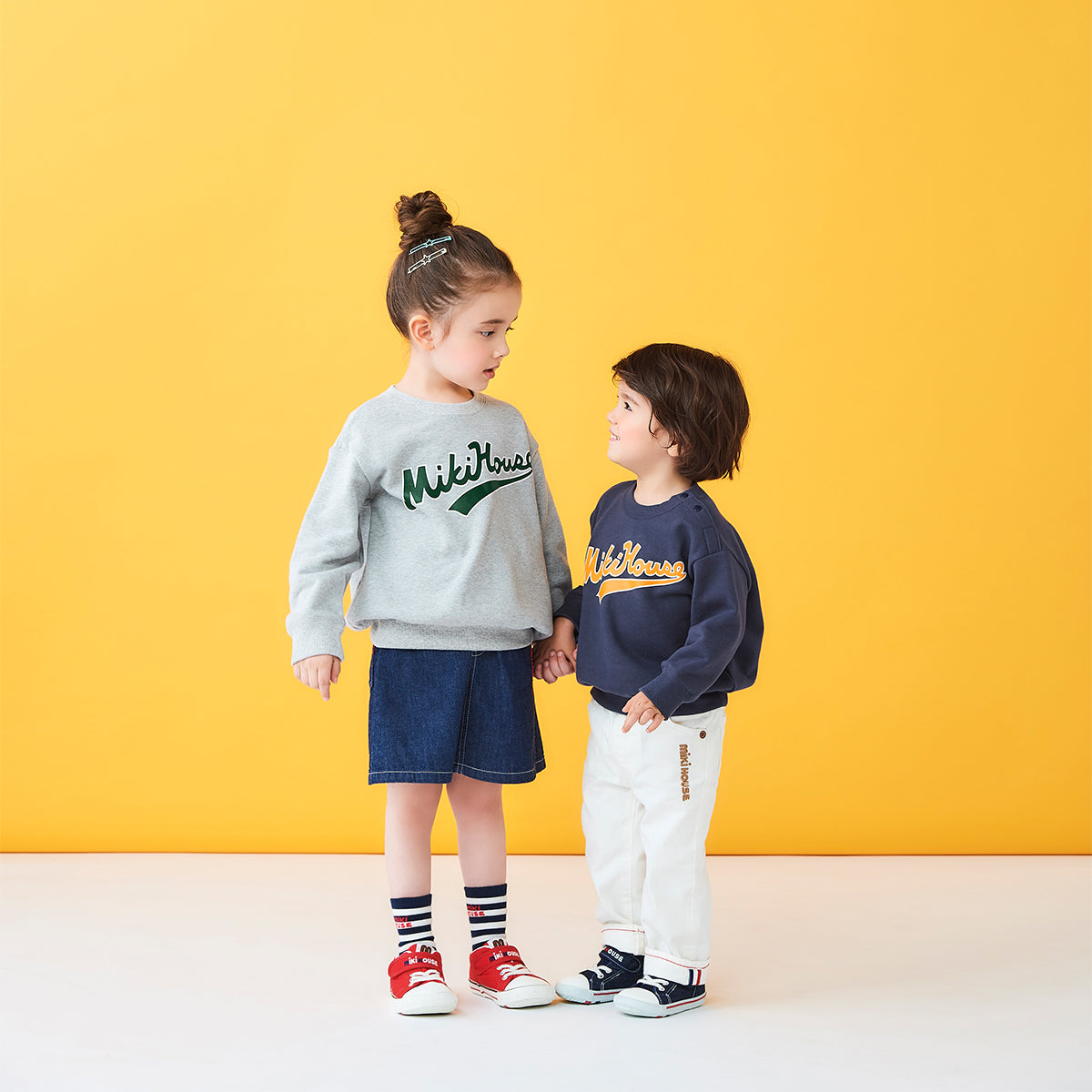 【WEB限定】カレッジロゴトレーナー（子ども用）