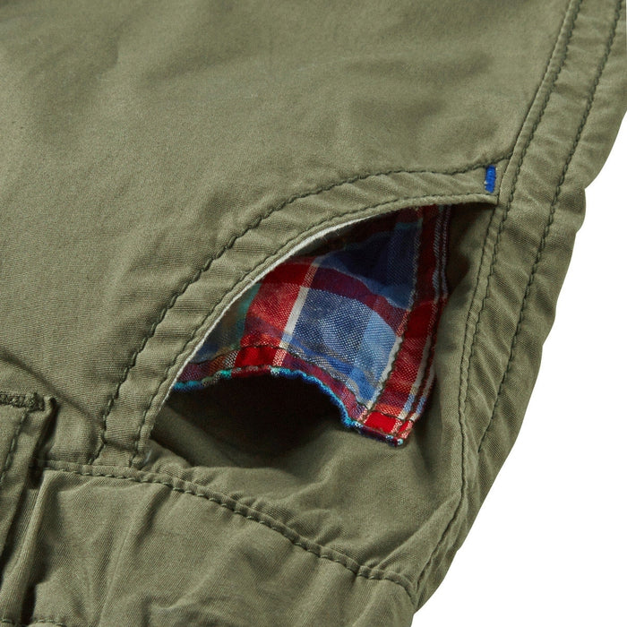 Three-quarter length pants with Ikari mark embroidery