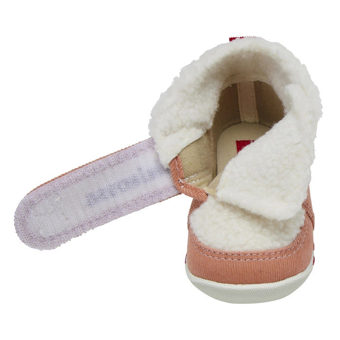 첫 번째 아기 신발