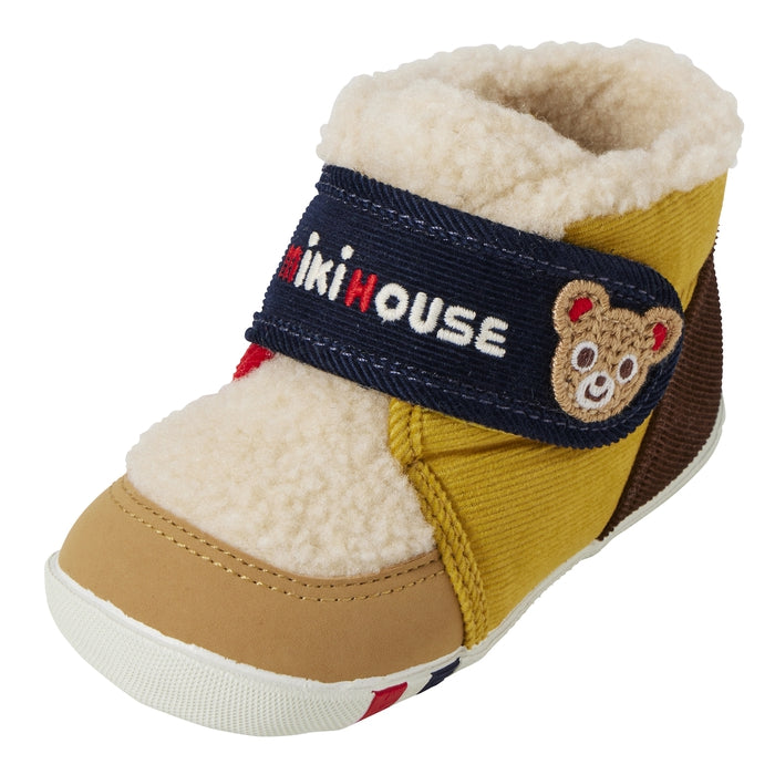 첫 번째 아기 신발