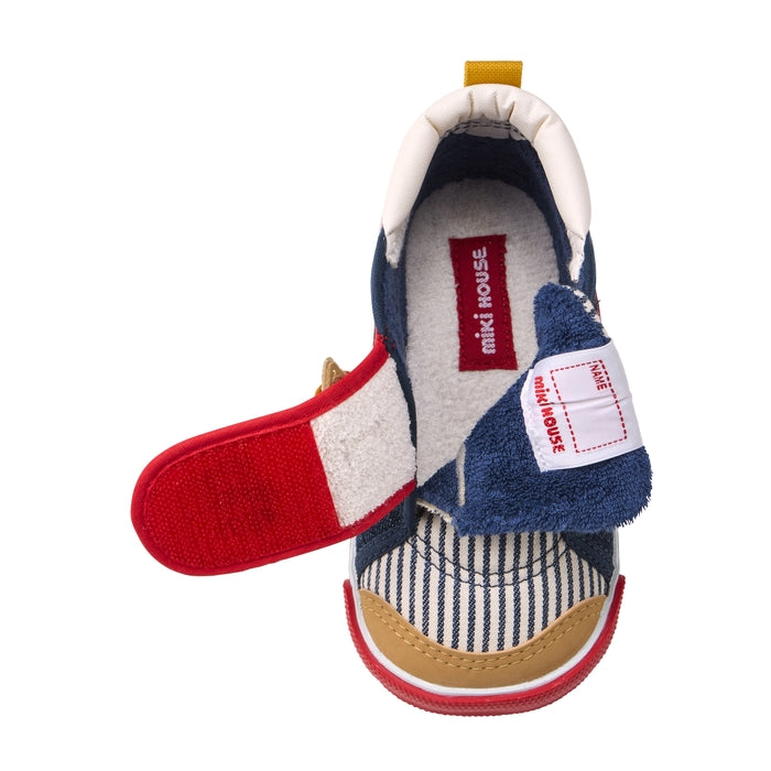 セカンドベビーシューズ