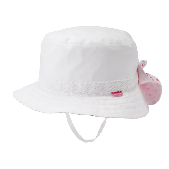 [仅Web]带阳光的紫外线保护帽和袜子