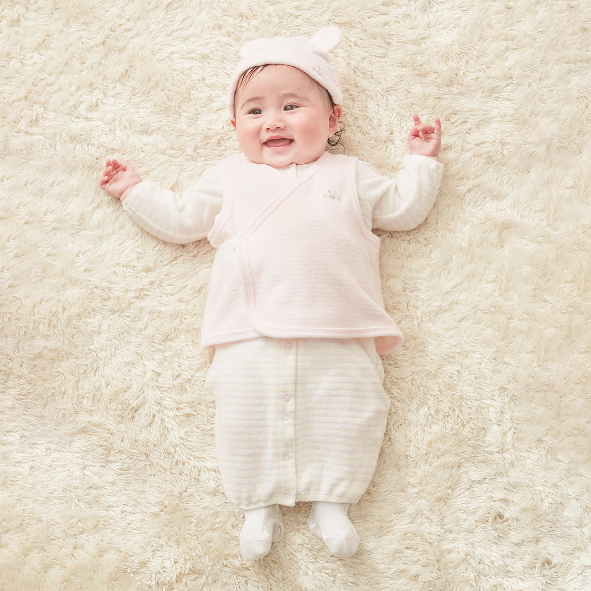 Untwisted yarn bodice