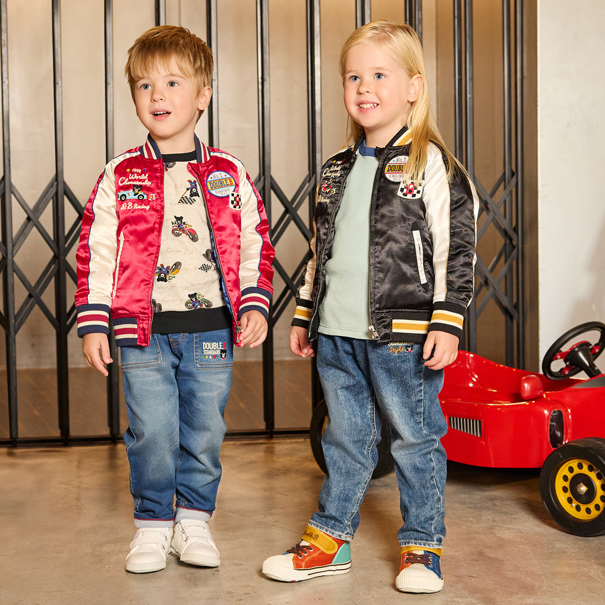 ダウンジャンパー