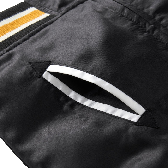 ダウンジャンパー