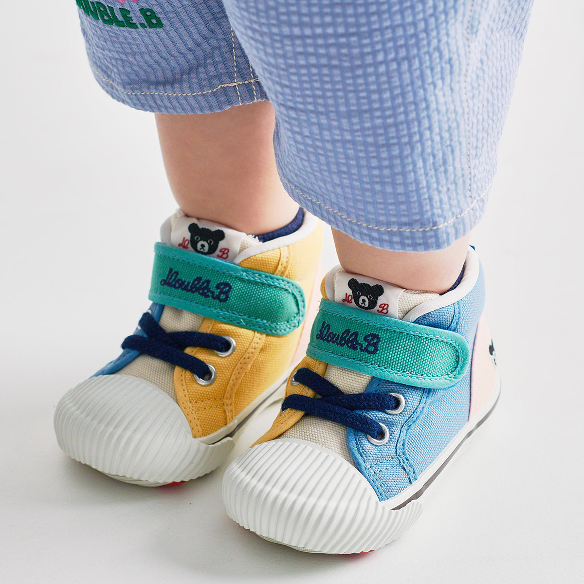 セカンドベビーシューズ