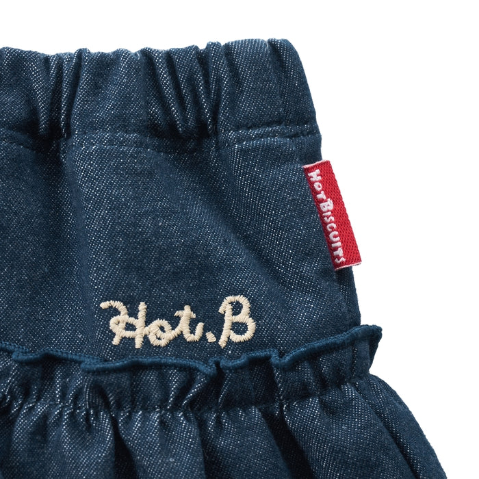 带裙子的开花器