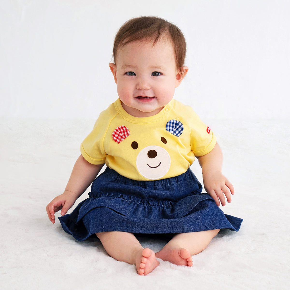 带裙子的开花器