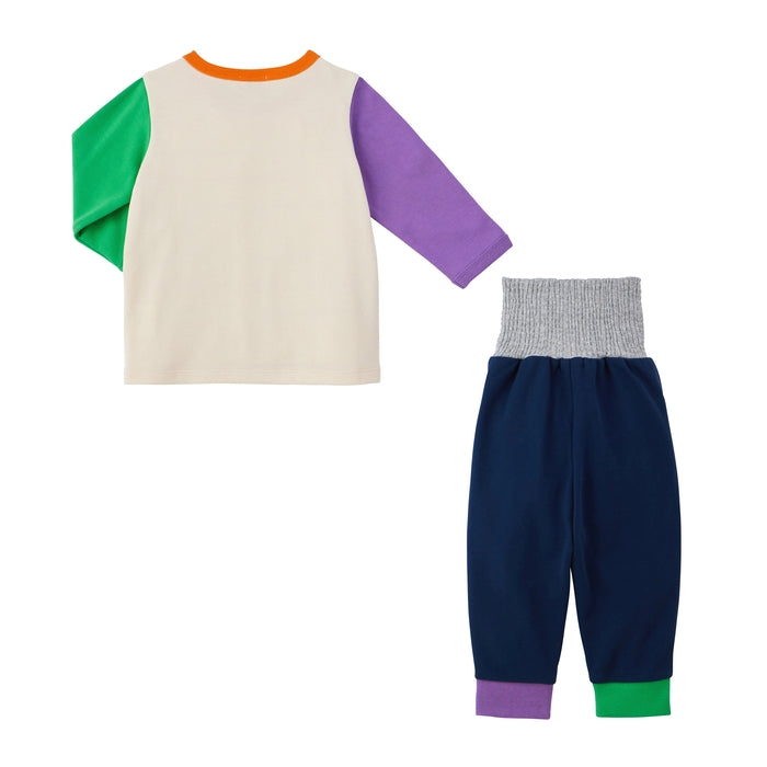 배꼽 랩이있는 긴 소매 잠옷