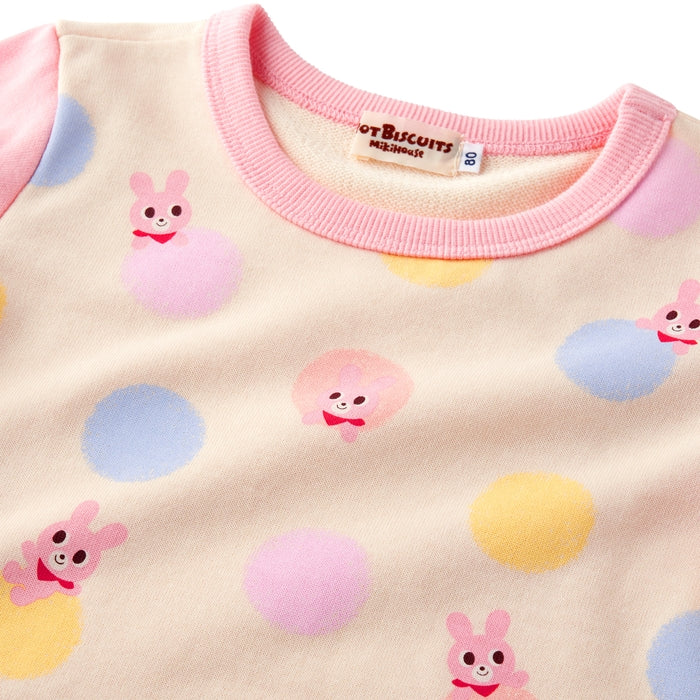 长袖睡衣和腹部包裹