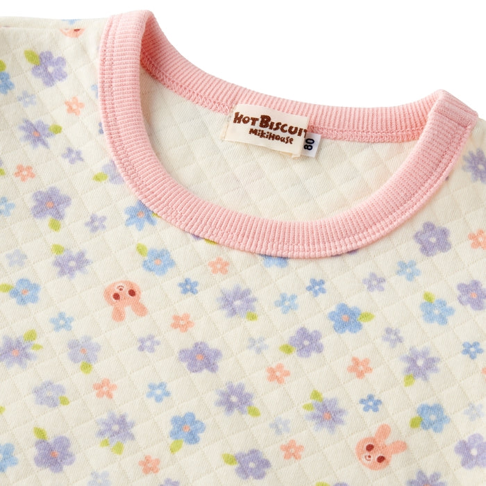 배꼽 랩이있는 긴 소매 잠옷