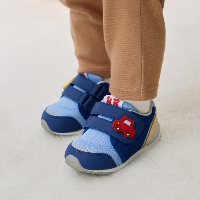 セカンドベビーシューズ