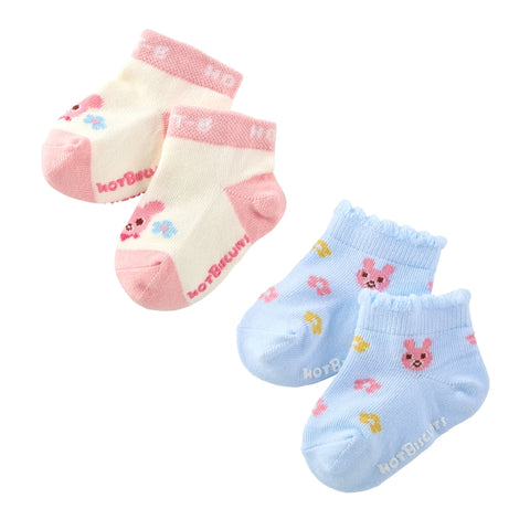 一组2个低切袜子包装