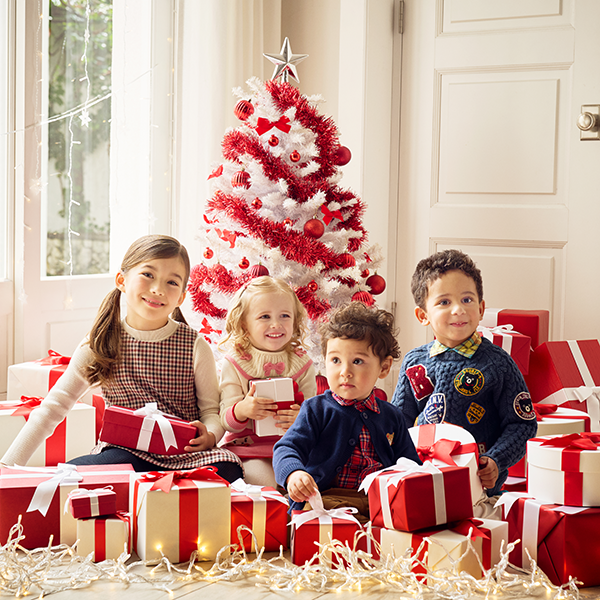 ファミリア　オーナメント　4点セット ファミリア オーナメント 4点セット