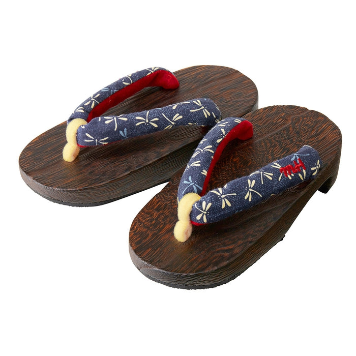 蜻蜓圖案丁字褲的烤堵塞