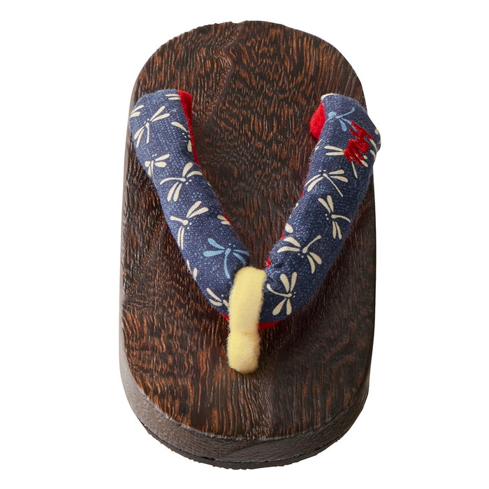 蜻蜓圖案丁字褲的烤堵塞