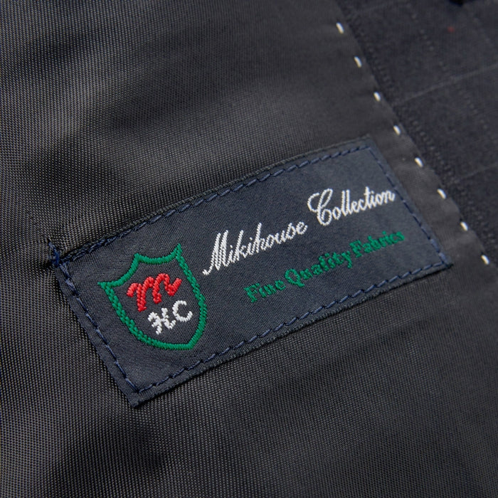 ウィンドウペン柄三つボタンスーツ